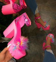 Load image into Gallery viewer, crystal bright diamond women high-heeled rhinestone women's shoe