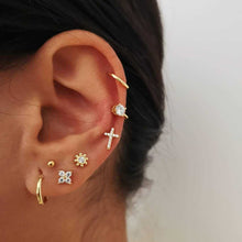 Load image into Gallery viewer, New Fashion Gold Crystal Geometric Star Pendant Earrings For Women