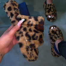 Load image into Gallery viewer, Women Furry Fur Slides Indoor Home Slippers
