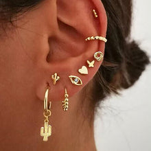 Load image into Gallery viewer, New Fashion Gold Crystal Geometric Star Pendant Earrings For Women

